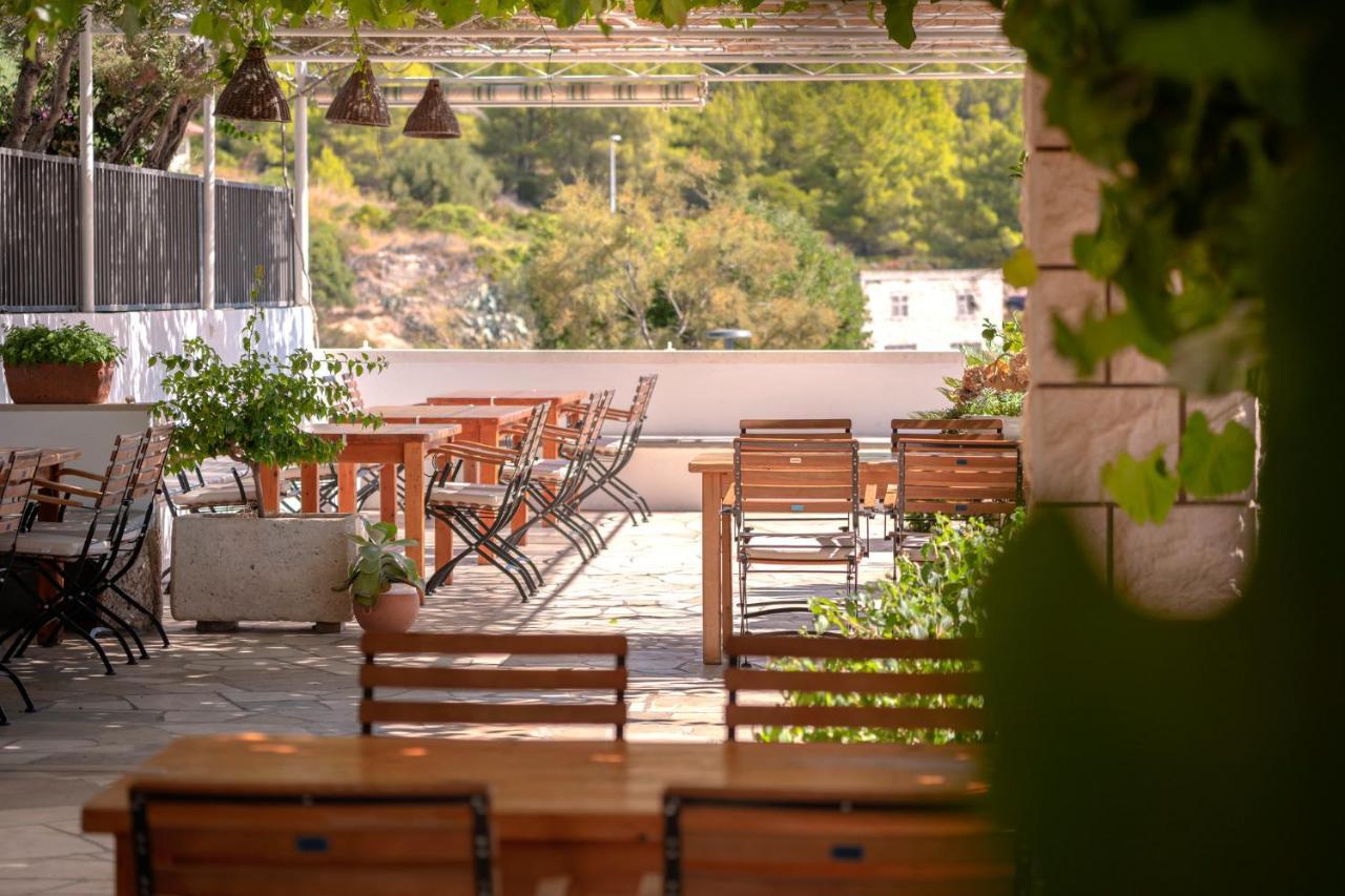 Hotel Pansion Marjan Zavala Zewnętrze zdjęcie
