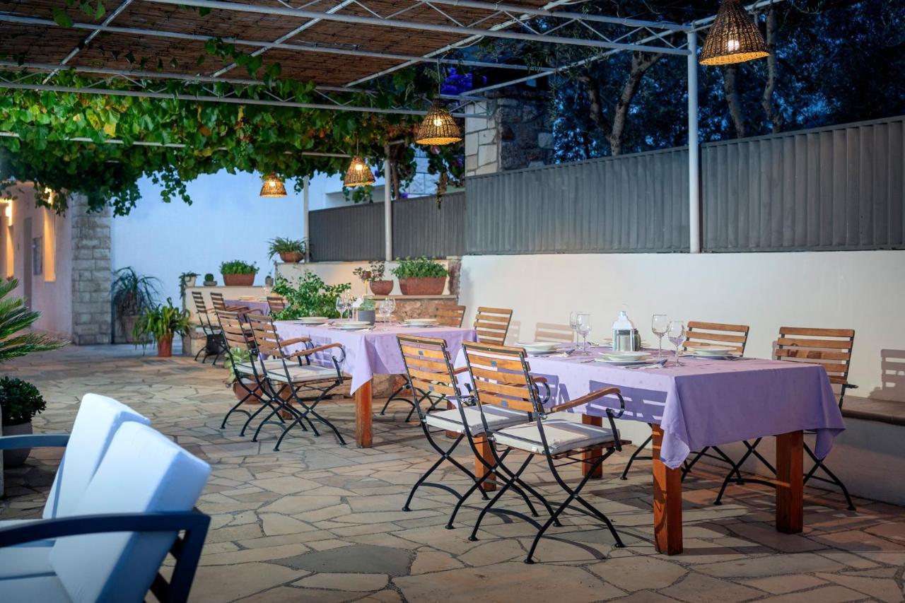 Hotel Pansion Marjan Zavala Zewnętrze zdjęcie