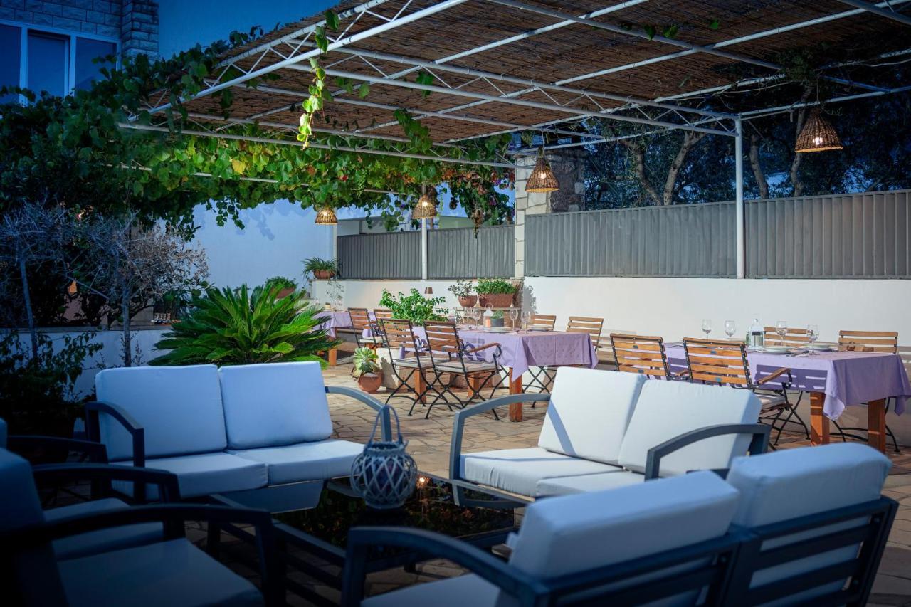 Hotel Pansion Marjan Zavala Zewnętrze zdjęcie
